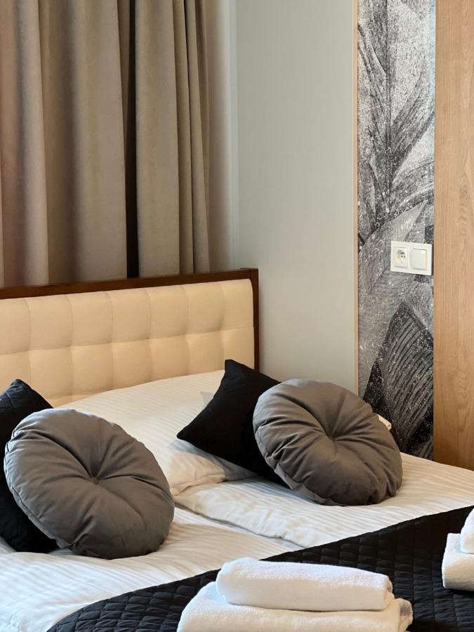 Family & Business Elegant Apartments Ul Lotnicza Centrum Galeria Korona - 1 Bedroom, Terrace, Air Conditioning, Garage - New! Kielce Kültér fotó